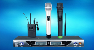 DSP-8228 UHF 专业无线话筒